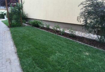 1gyepszőnyegezve,kialakított ágyás